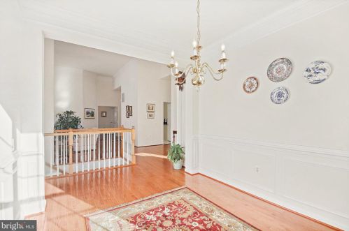 9450 Raith Ct, Bristow VA  20136-3505 exterior