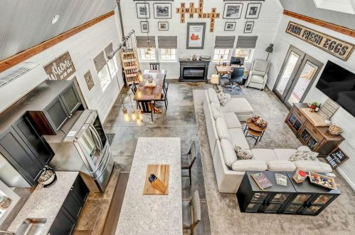 17978 Nashport Rd, Nashport OH  43830-4601 exterior