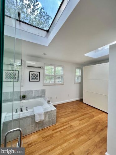 720 Taylor St, Washington DC  20017-2005 exterior