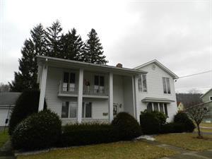 111 Lynd St, Blakes, PA 16912-1105