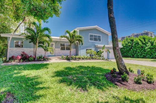 1310 Manor Dr, West Palm Beach, FL 33404-2742