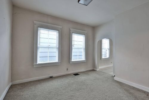 1319 Holman St, Covington KY  41011-1170 exterior