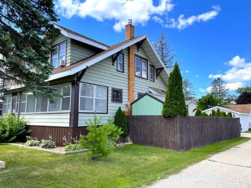 113 Knapp St, Suring, WI 54174-9261