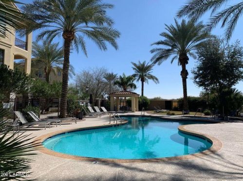 7291 Scottsdale Rd, Scottsdale AZ 85253-3617 exterior