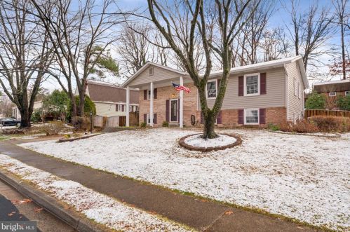 2523 Paxton St, Woodbridge, VA 22192-3414