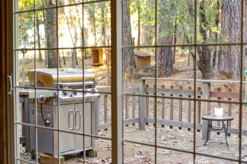 14340 Holmwood Dr, Nimshew CA  95954-9323 exterior