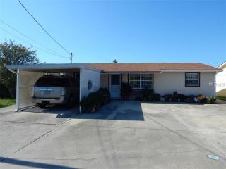 6631 Boatyard Dr, Port Richey, FL 34667-1578
