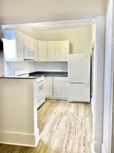 1038 Jefferson St, Oshkosh, WI 54901-3832