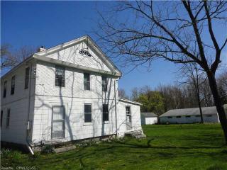 29 Pierce Ln, Colchester, CT 06415-1440