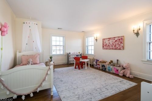 85 Undercliff Rd, Montclair NJ  07042-1616 exterior