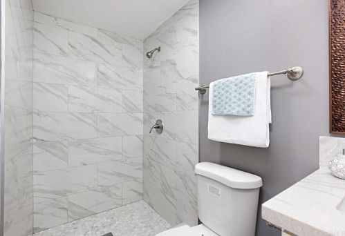 4762 Castle Ave, San Diego CA  92105-2913 exterior