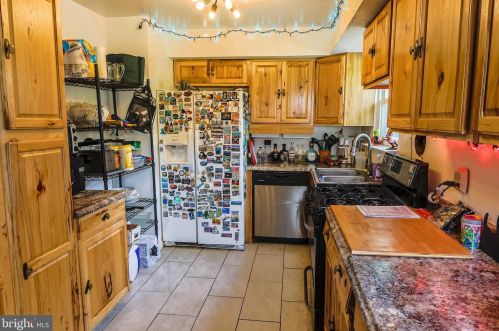 604 Erford Rd, Camp Hill PA  17011-1124 exterior