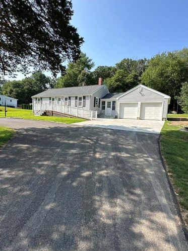 122 Kingstown Rd, Richmond, RI 02898-1102