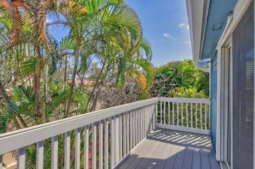 121 Ocean Dunes Cir, Jupiter FL  33477-9140 exterior