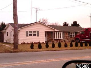 2015 Grandview Rd, Hanover, PA 17331-9188