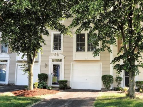 135 Jordache Ln, Spencerport, NY 14559-2070