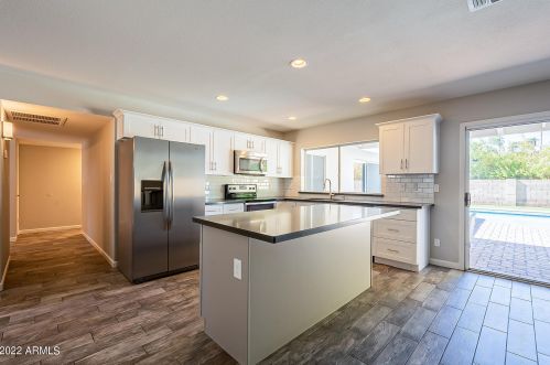 2244 Estrella, Mesa, AZ 85202-6309