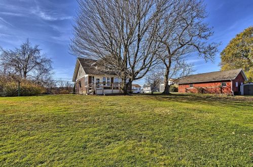 4511 Lincoln Ave, Jeannette PA  15644-3062 exterior