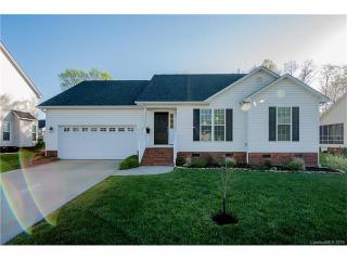 4045 Hereford Ln, Dallas NC  28034-1324 exterior