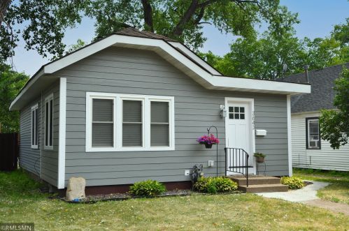 3643 Snelling Ave, Minneapolis MN  55406-2633 exterior