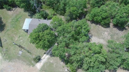 317 Woodvine Ln, Somerville, TX 77879-5681