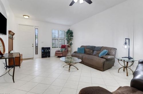 15208 Summit Place Cir, Naples, FL 34119-4109