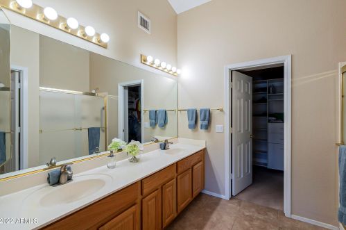 19430 85 Dr, Peoria AZ  85383-3624 exterior