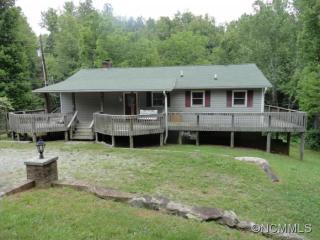 19 Davidson Ln, Hendersonville, NC 28792-7770