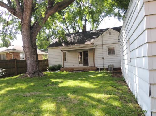 317 Irene St, Green Bay, WI 54302-2805