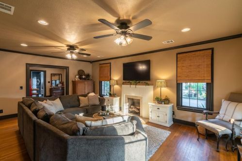 4015 Stonewall St, Greenville TX  75401-5717 exterior