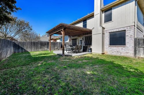 4513 Sandera Ln, Lewisville TX  75028-2038 exterior