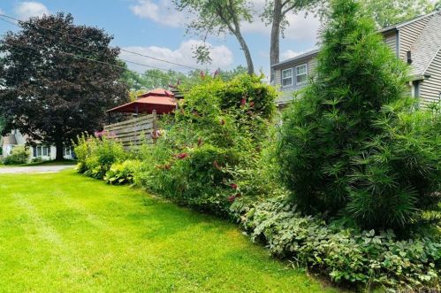 25 Losee Dr, Litchfield CT  06778-2507 exterior