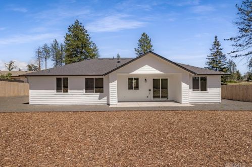 6081 Maxwood Dr, Paradise CA  95969-4348 exterior