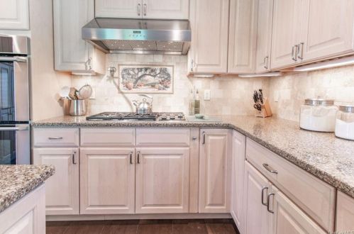 30 Scott Rd, Mahopac NY  10541-2761 exterior