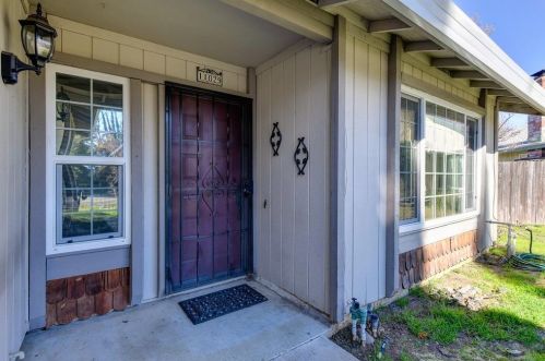 11029 Chemo River Ct, Rancho Cordova CA  95670-2703 exterior