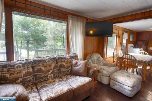 2452 Retreat Lodge Rd, Cook MN 55723-8717 exterior