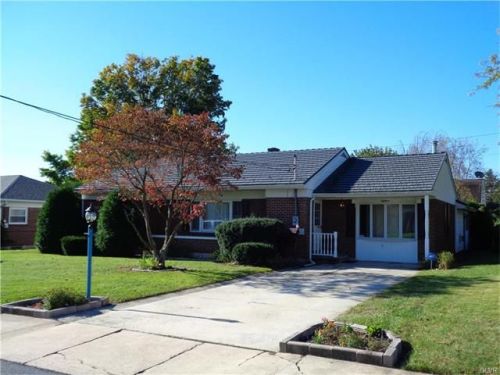 18 7th St, Ironton, PA 18037-1513