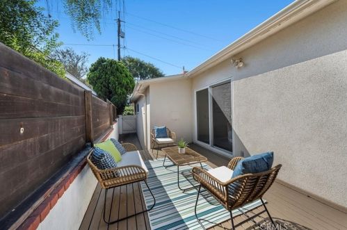 609 35th St, Manhattan Beach CA  90266-3427 exterior