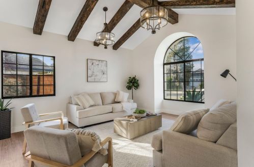 6293 Shamrock Ave, Santa Barbara CA  93117-2000 exterior