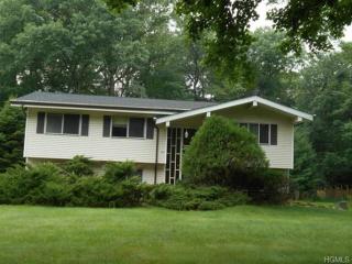 39 Lorna Ln, Airmont, NY