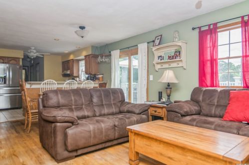 122 Stethem Dr, South Setauket NY  11720-4082 exterior