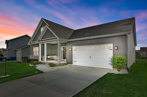 116 Trillium Ln, Valpo, IN 46385-7812