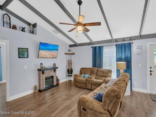 449 Toledo St, Sebastian FL  32958-4373 exterior