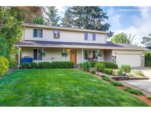 8510 Sagert St, Tualatin OR  97062-9050 exterior