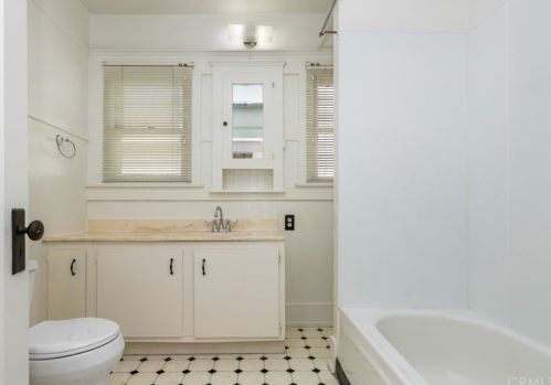 362 Shaffer St, Orange CA 92866-1113 exterior