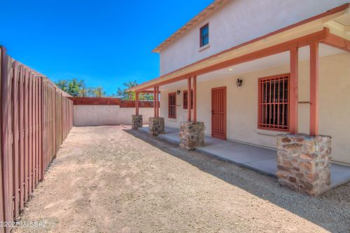 1040 Arizona Ave, Tucson AZ 85705-7712 exterior