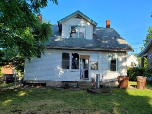 121 Carlisle St, Covington, KY 41018-2012
