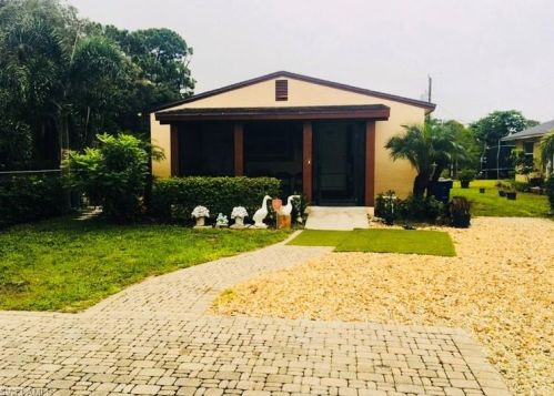 26671 Sherwood Ln, Bonita Springs, FL 34135-5234