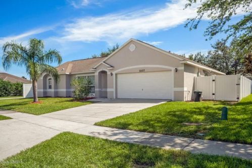 1107 Mdw Lark Dr, Titusville FL  32780-7105 exterior