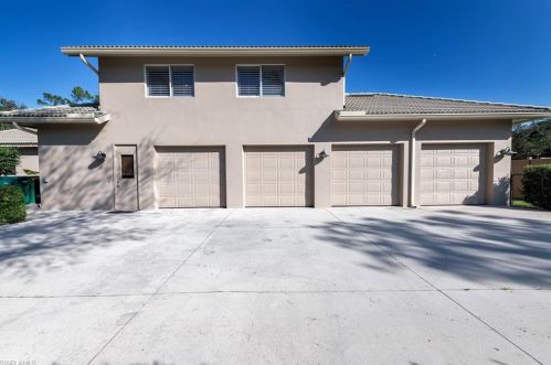 6610 Sable Ridge Ln, Naples FL  34109-0526 exterior